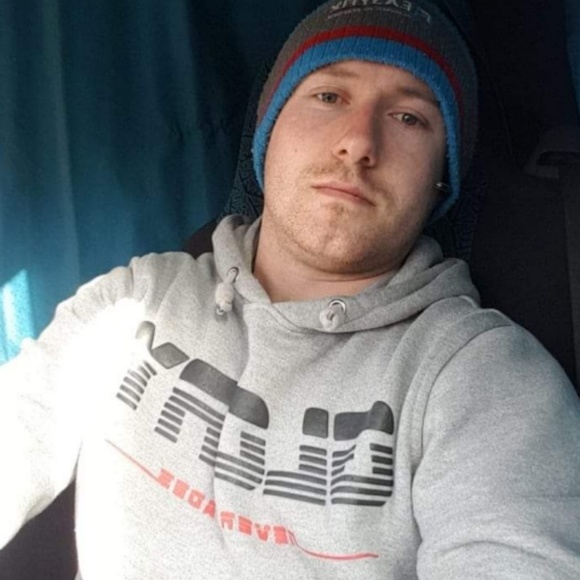 Meet your Posher, Kyle - Picture 1 of 1